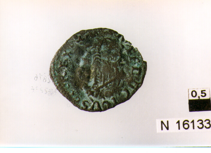 R/ testa a destra coronata con capigliatura fluente; V/ cavallo gradientea destra, sopra il cavallo stella a sette punte (moneta, cavallo) (secc. XV/ XVI d.C)