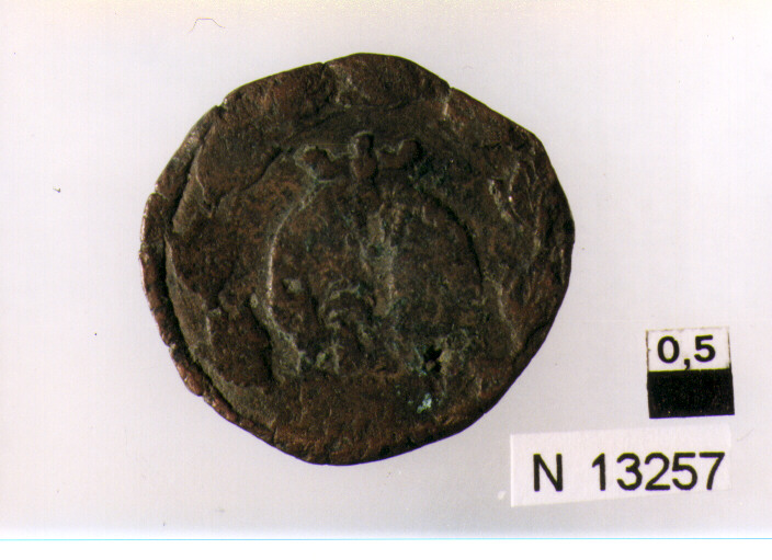 R/ busto con corona radiata e corazza volto a sinistra; V/ il tosone voltoa sinistra in corona d'alloro (moneta, tornese) (sec. XVII d.C)