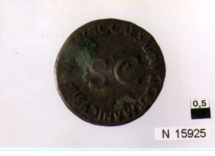 R/ testa nuda di Germanico a sinistra; V/ lettere nel campo (moneta, asse) (sec. I d.C)