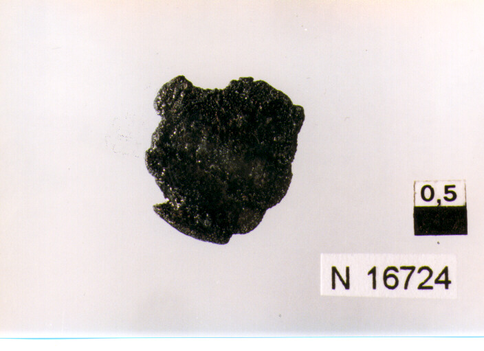 R/ busto drappeggiato di Fausta a destra; V/ Spes stante di fronte guardaa sinistra, con due bambini in braccio (moneta, follis) (sec. IV d.C)