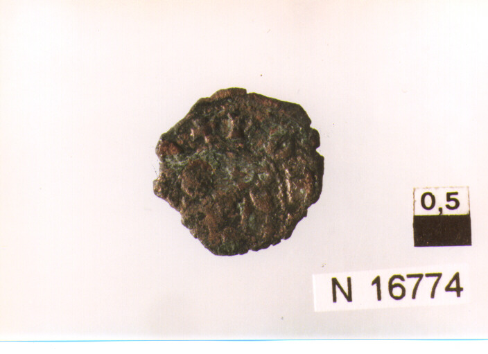 R/ busto elmato e corazzato di Giuliano II a sinistra; V/ corona d'allorocontenente iscrizione (moneta, follis) (sec. IV d.C)