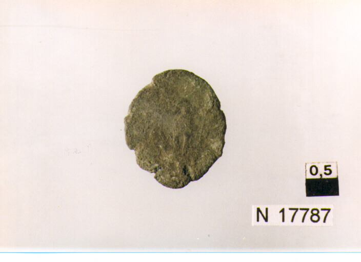 R/ testa di Settimio Severo(?) a destra; V/ figura drappeggiata stante a sinistra (moneta, asse) (secc. II/ III d.C)