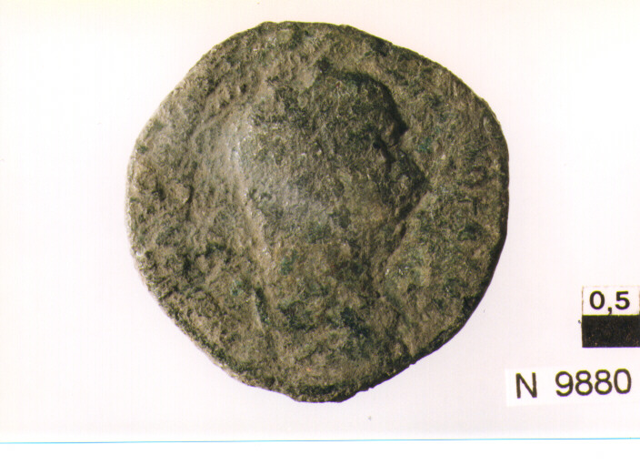 R/ testa radiata di Claudio II a destra; V/ figura femminile stante a sinistra con cornucopia (moneta, antoniniano) (sec. III d.C)