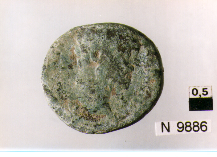 R/ testa a destra a destra; V/ non id (moneta, asse) (secc. I/ II d.C)