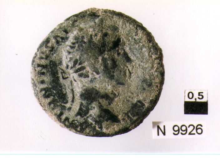 R/ effige di Gaino laureato in alto segno del valore; V/ prua a destra (moneta, asse) (sec. II a.C)