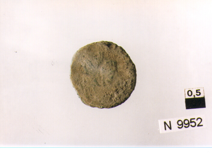 R/ busto drappeggiato e laureato di Filippo I a destra; V/ Fides stante asinistra tenendo due stendardi (moneta, sesterzio) (sec. III d.C)