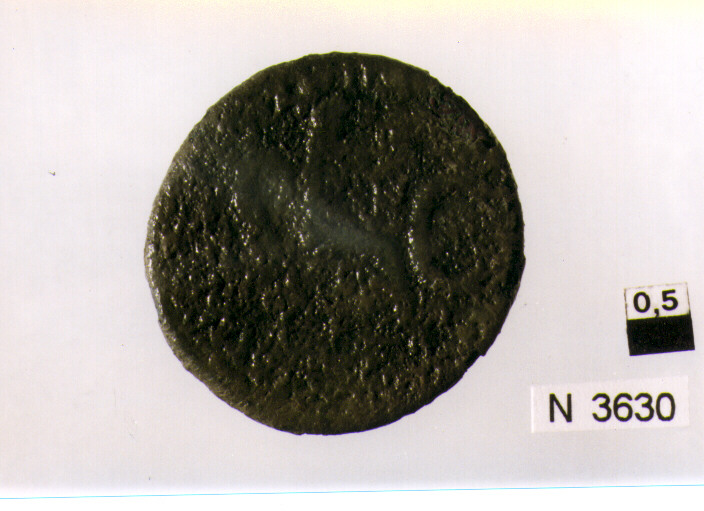 R/ testa nuda di Tiberio a sinistra; V/ figura femminile drappeggiata seduta a destra (moneta, asse) (sec. I d.C)