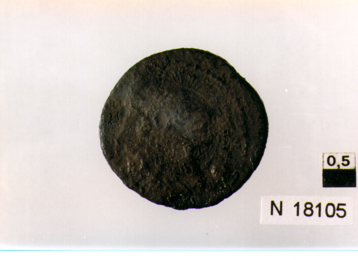 R/ testa elmata di Roma a sinistra, dietro un globetto; V/ prua a destra,sotto un globetto (oncia) (sec. III a.C)