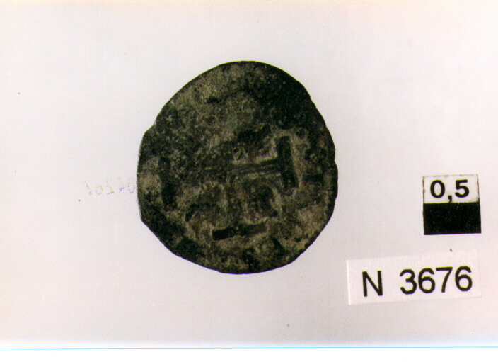 R/ croce patente; V/ illeggibile (moneta, cavallo) (secc. XV/ XVI d.C)