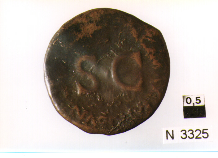 R/ testa nuda di Tiberio a sinistra; V/ S C nel campo (moneta, asse) (sec. I d.C)