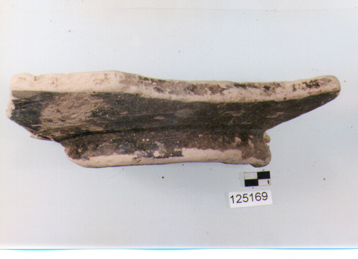 piatto/ frammento (sec. II a.C)