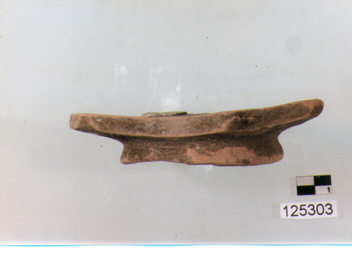 coperchio/ frammento (sec. II a.C)