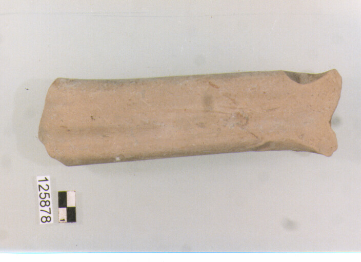 ansa a nastro (secc. VI/ XIV d.C)