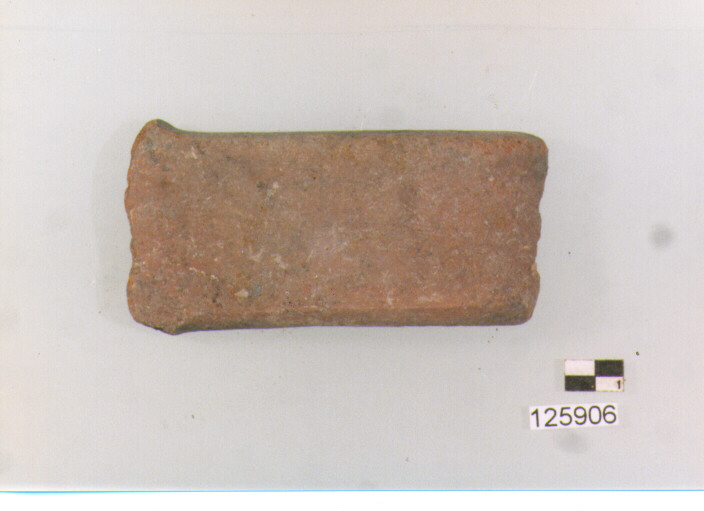 ansa a nastro (secc. VI/ XIV d.C)