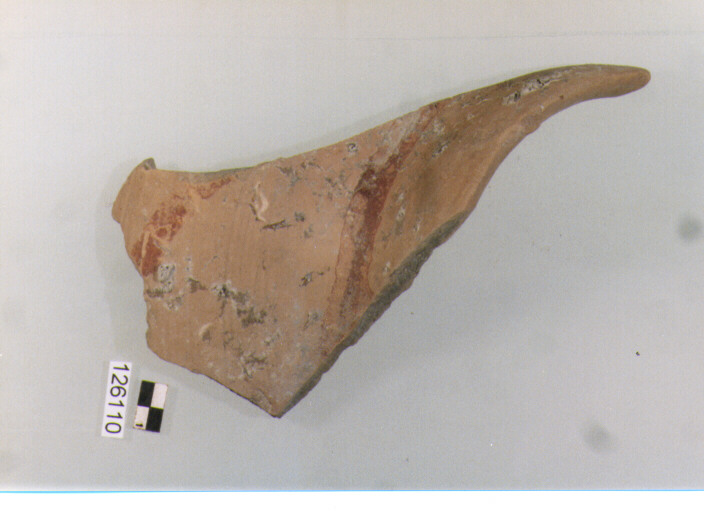 brocca/ forma parzialmente ricostruibile (secc. VI/ X d.C)