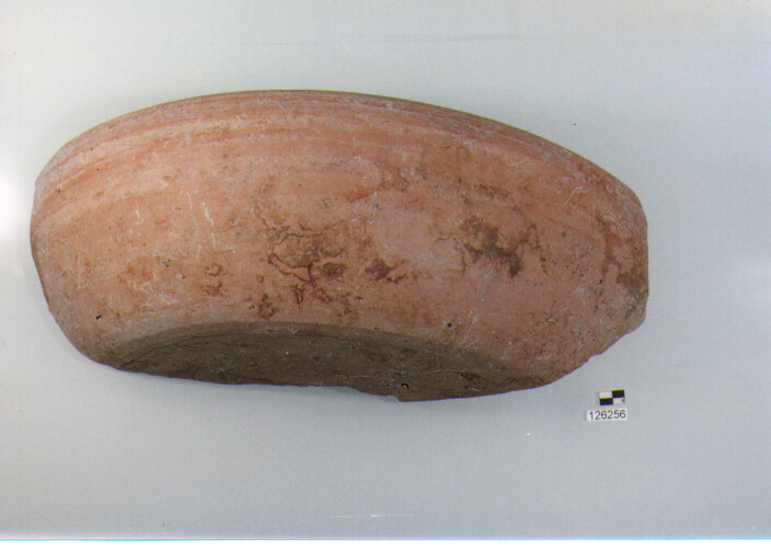 pentola/ forma parzialmente ricostruibile (secc. I/ V d.C)