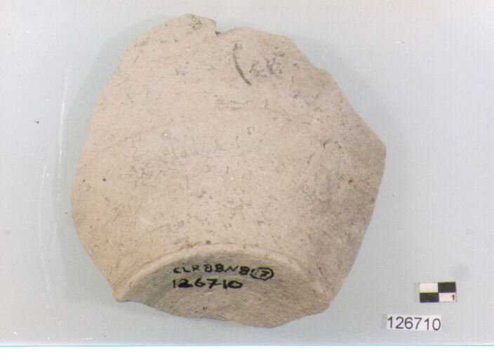 fondo (secc. VI/ XIV d.C)