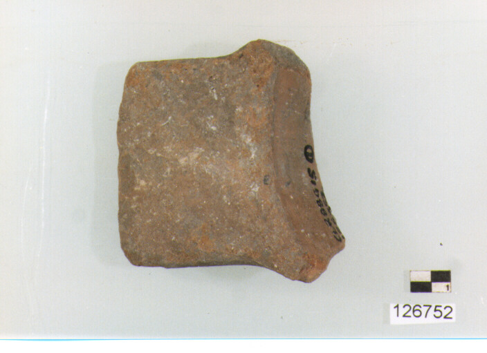 ansa a nastro (secc. VI/ XIV d.C)