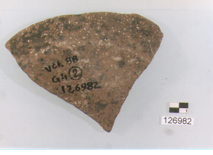 fondo (secc. VI/ XIV d.C)