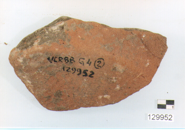 fondo (secc. VI/ XIV d.C)