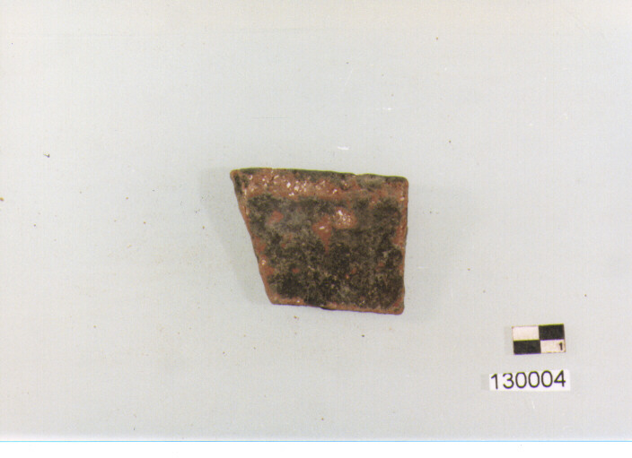 coperchio/ orlo (secc. VI/ XIV d.C)