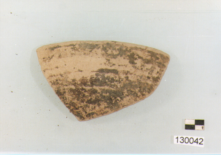 coppa/ forma parzialmente ricostruibile (secc. III/ I a.C)