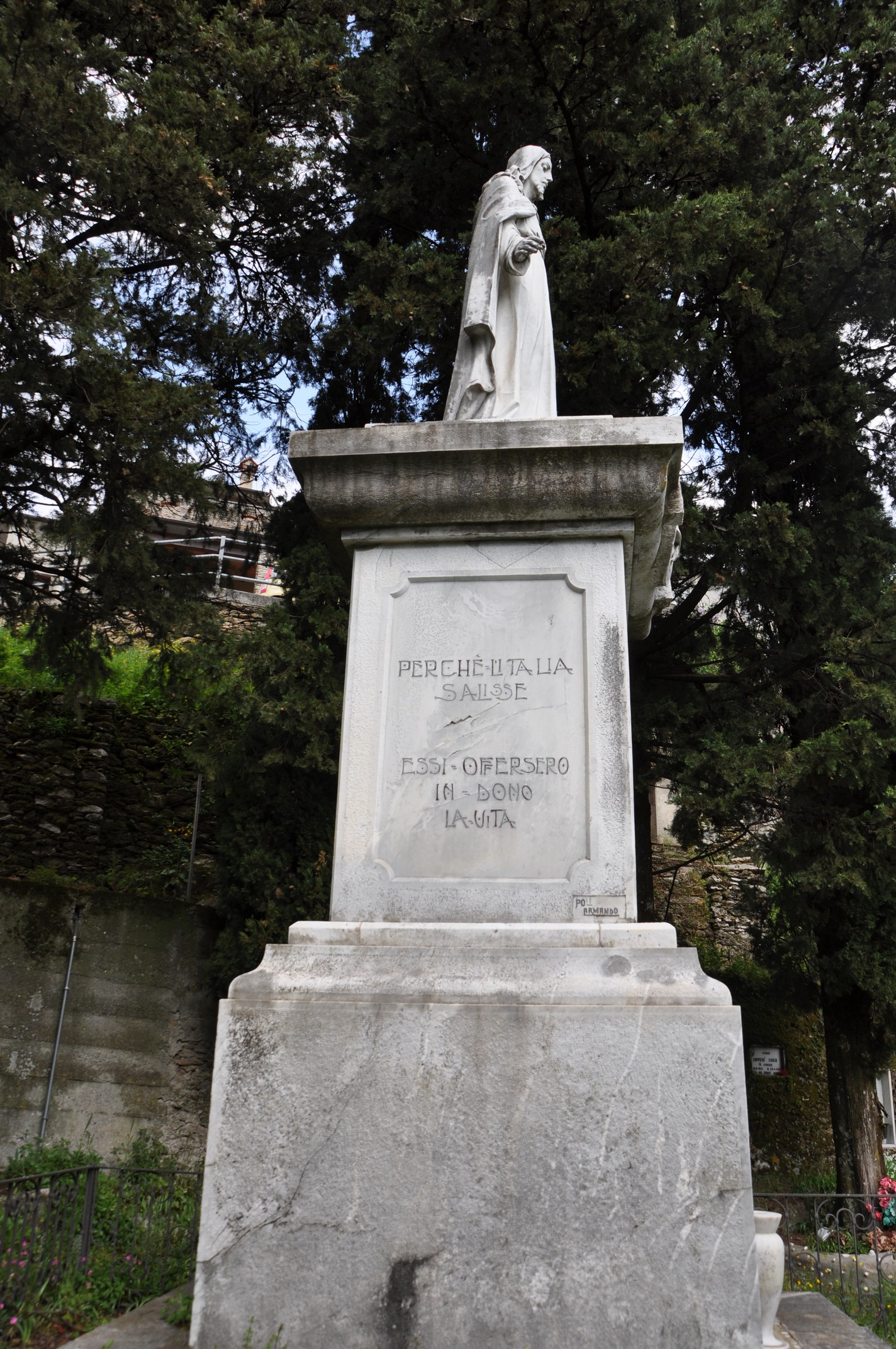 monumento ai caduti di Armando Poli (secondo quarto sec. XX)