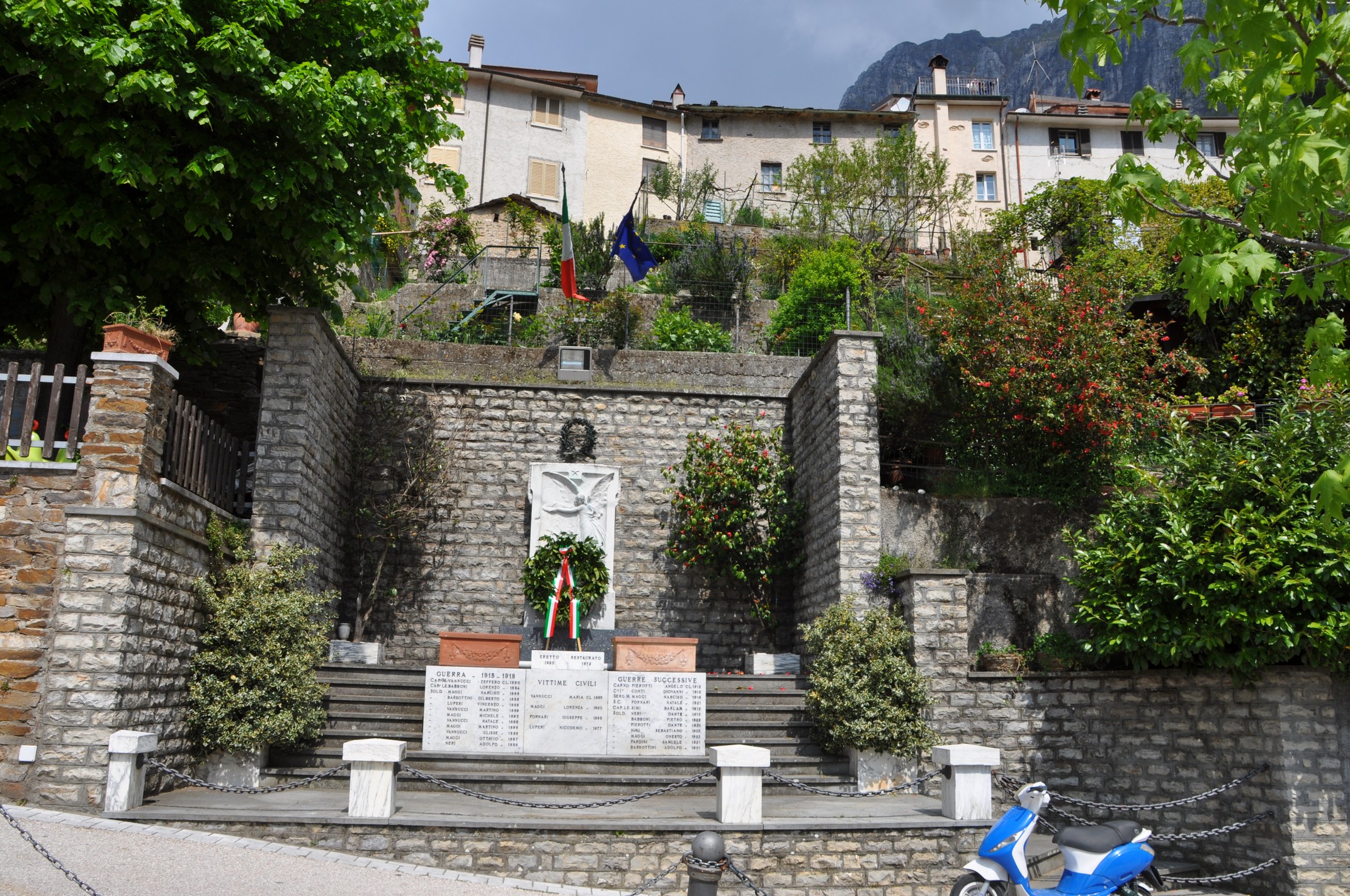 monumento ai caduti - a stele - ambito toscano (primo quarto sec. XX)