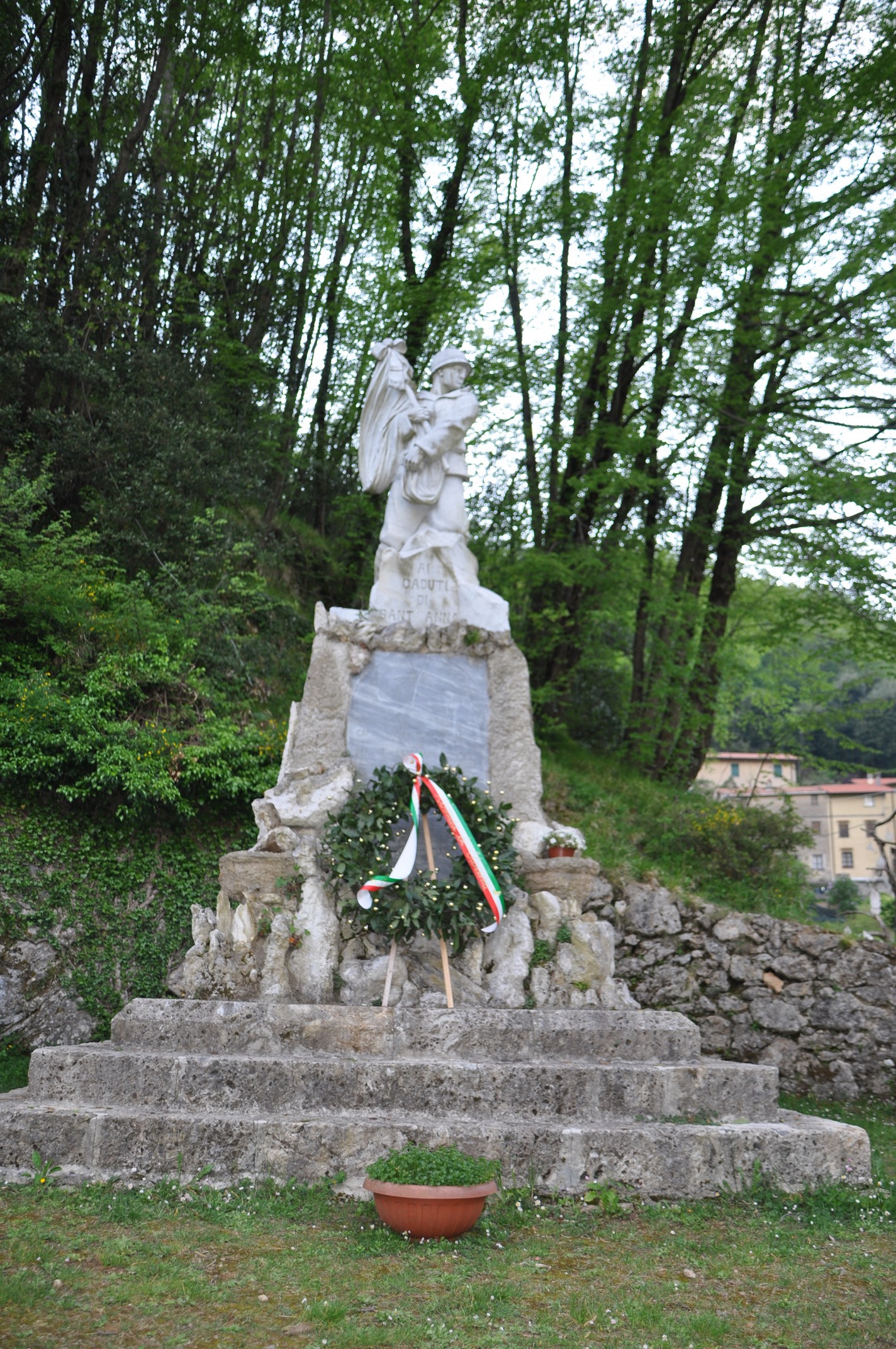 monumento ai caduti - a cippo - ambito toscano (primo quarto sec. XX)