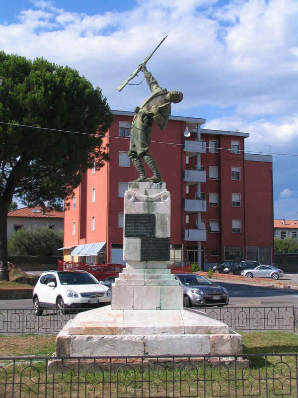 Morte del soldato (monumento ai caduti - ad ara) - ambito toscano (sec. XX)
