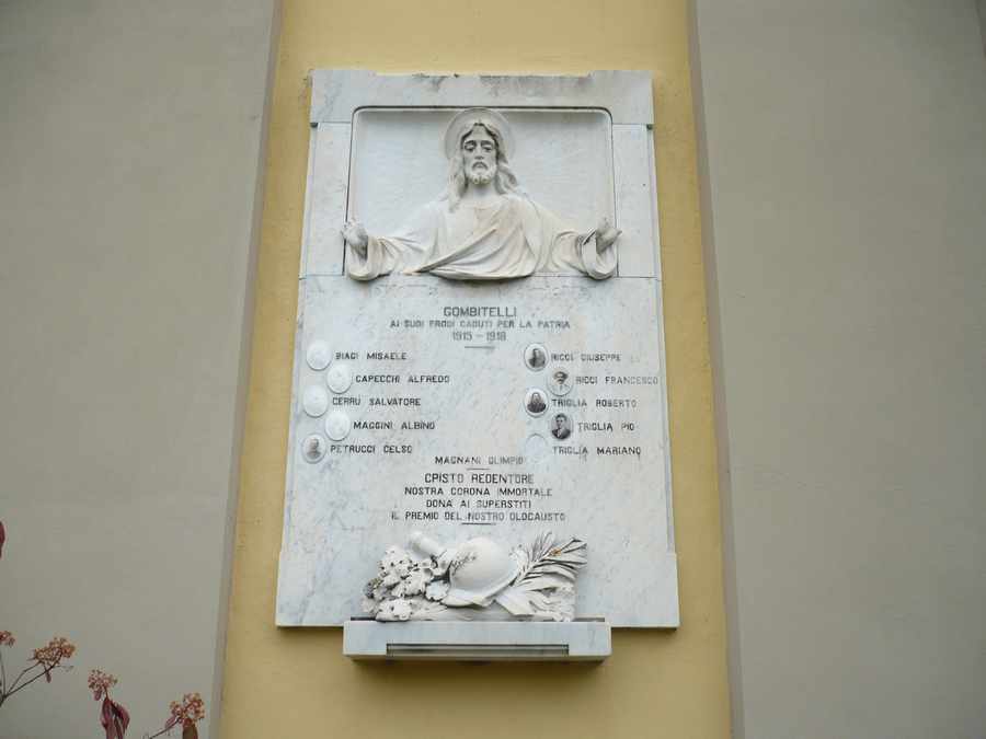 Cristo Redentore, Tropaion in relazione alle armi (monumento ai caduti - a lapide) - ambito toscano (secondo quarto Sec. XX)