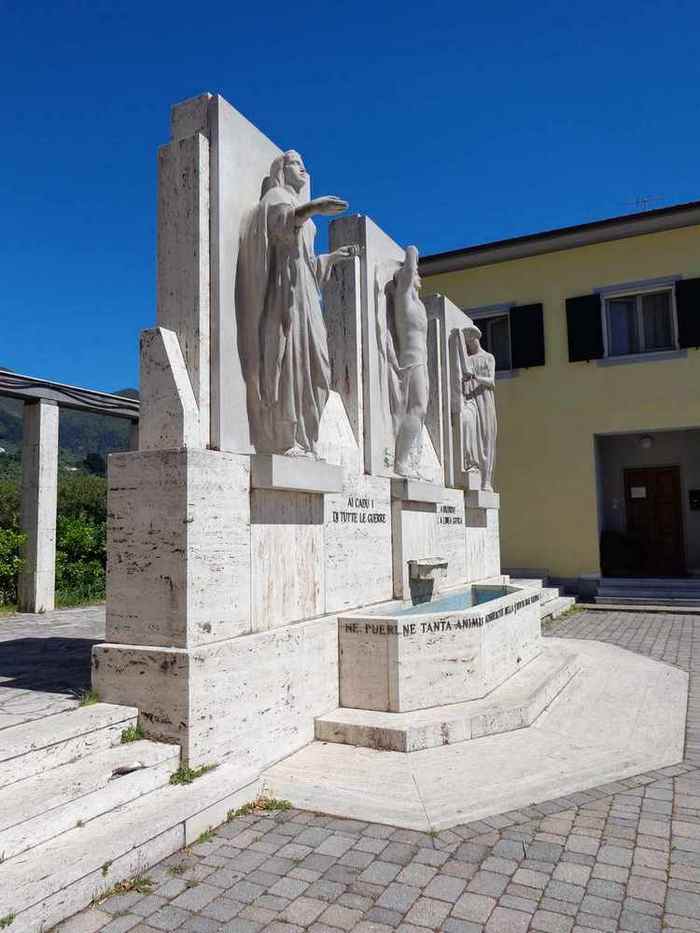 la Pace, la Patria e la Storia (monumento ai caduti) di Rubino Edoardo, Jacopi Abele (Sec. XX)