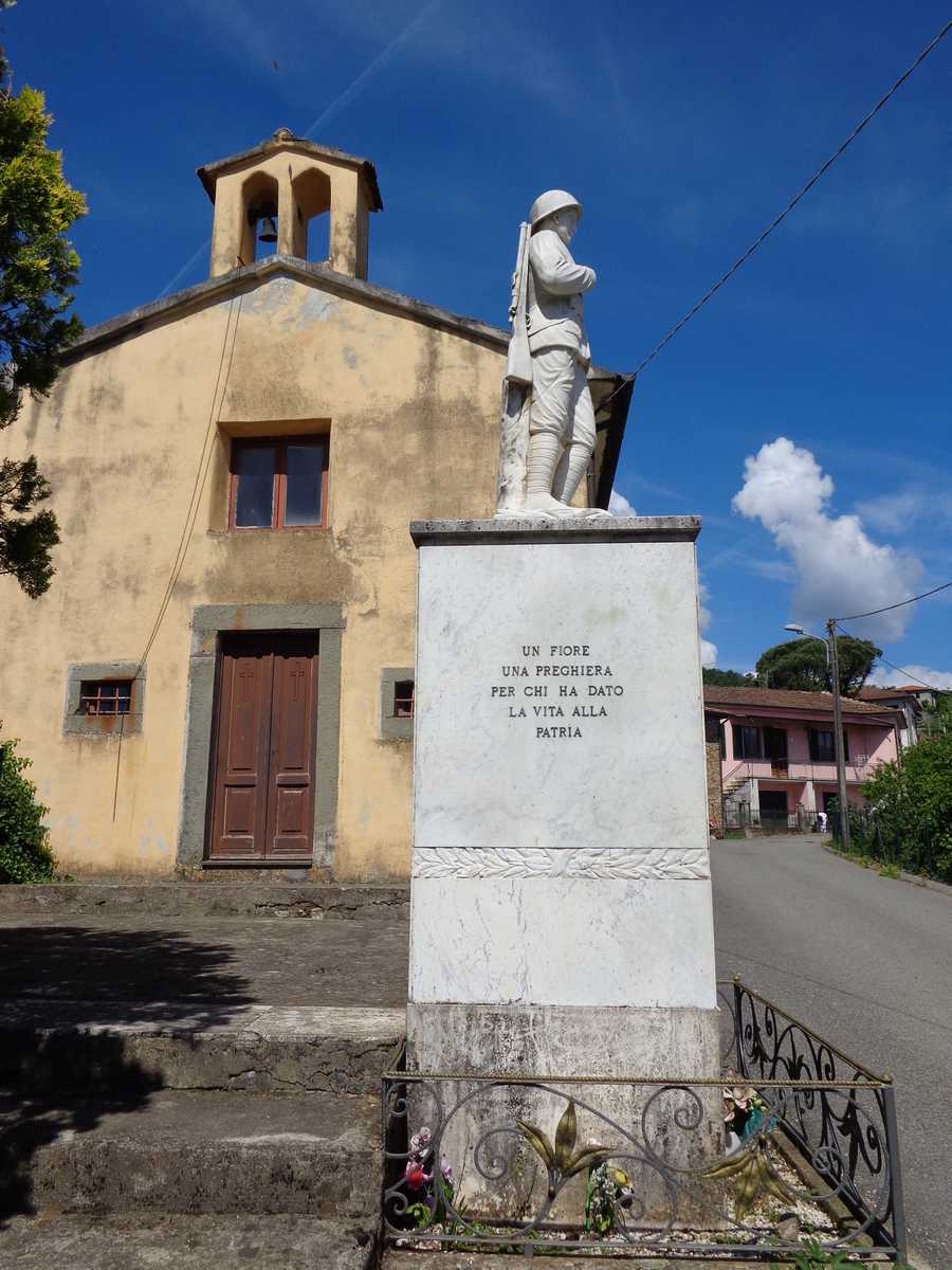figura di soldato: fante (monumento ai caduti) - ambito toscano (Sec. XX)