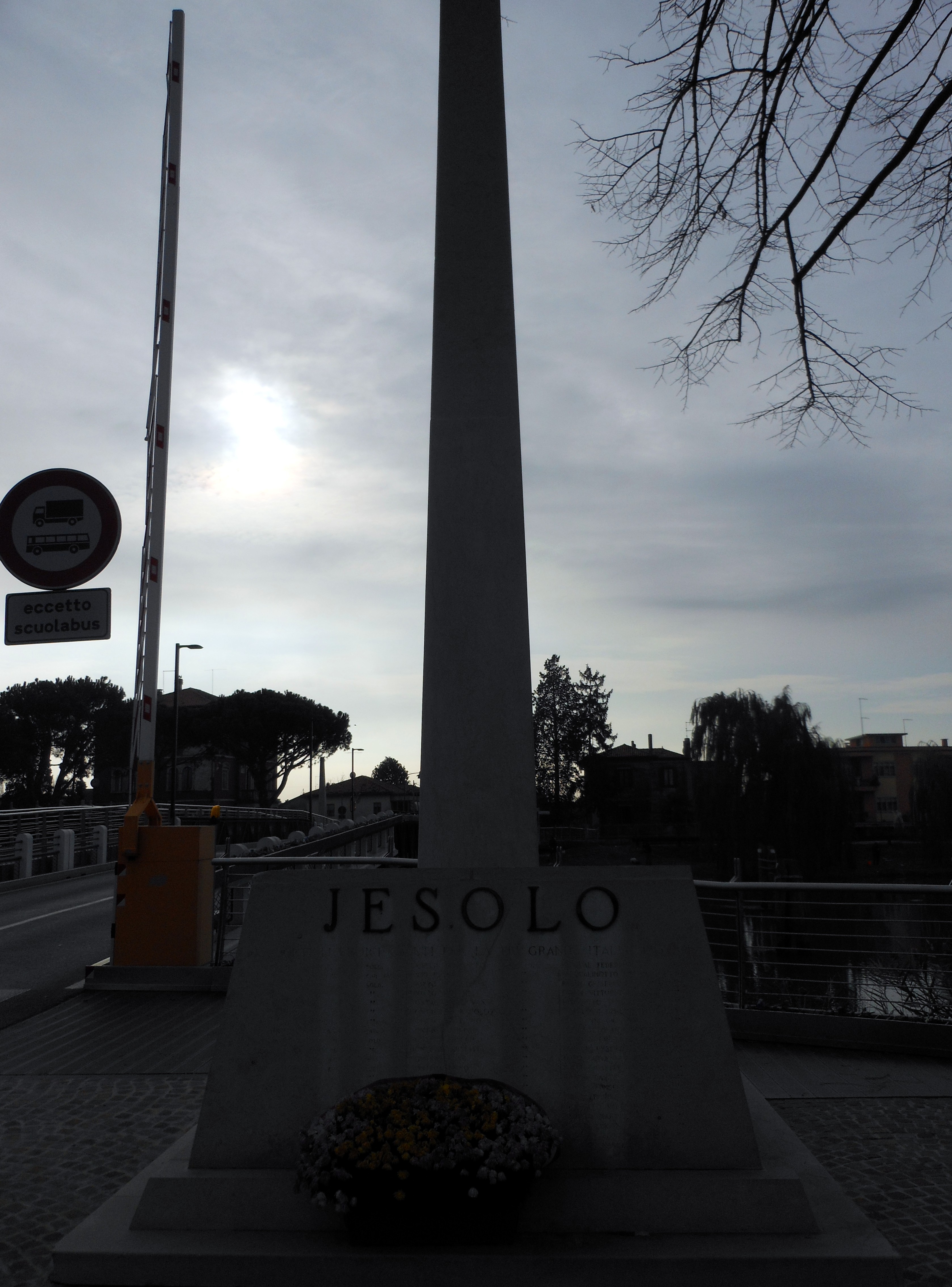 morte del soldato (monumento ai caduti - ad obelisco) - ambito veneto (terzo quarto sec. XX)