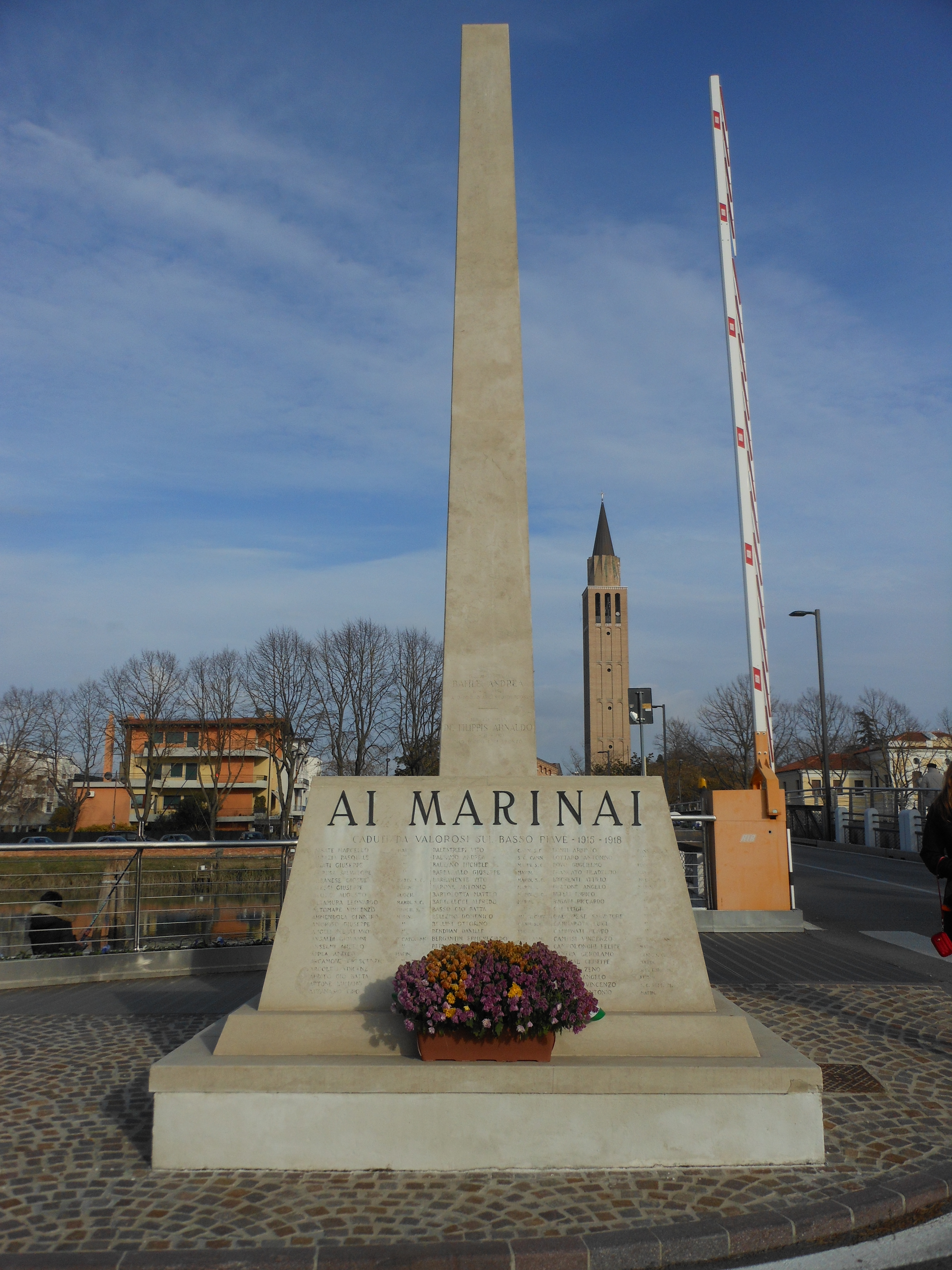 morte del soldato (monumento ai caduti - ad obelisco) - ambito veneto (terzo quarto sec. XX)