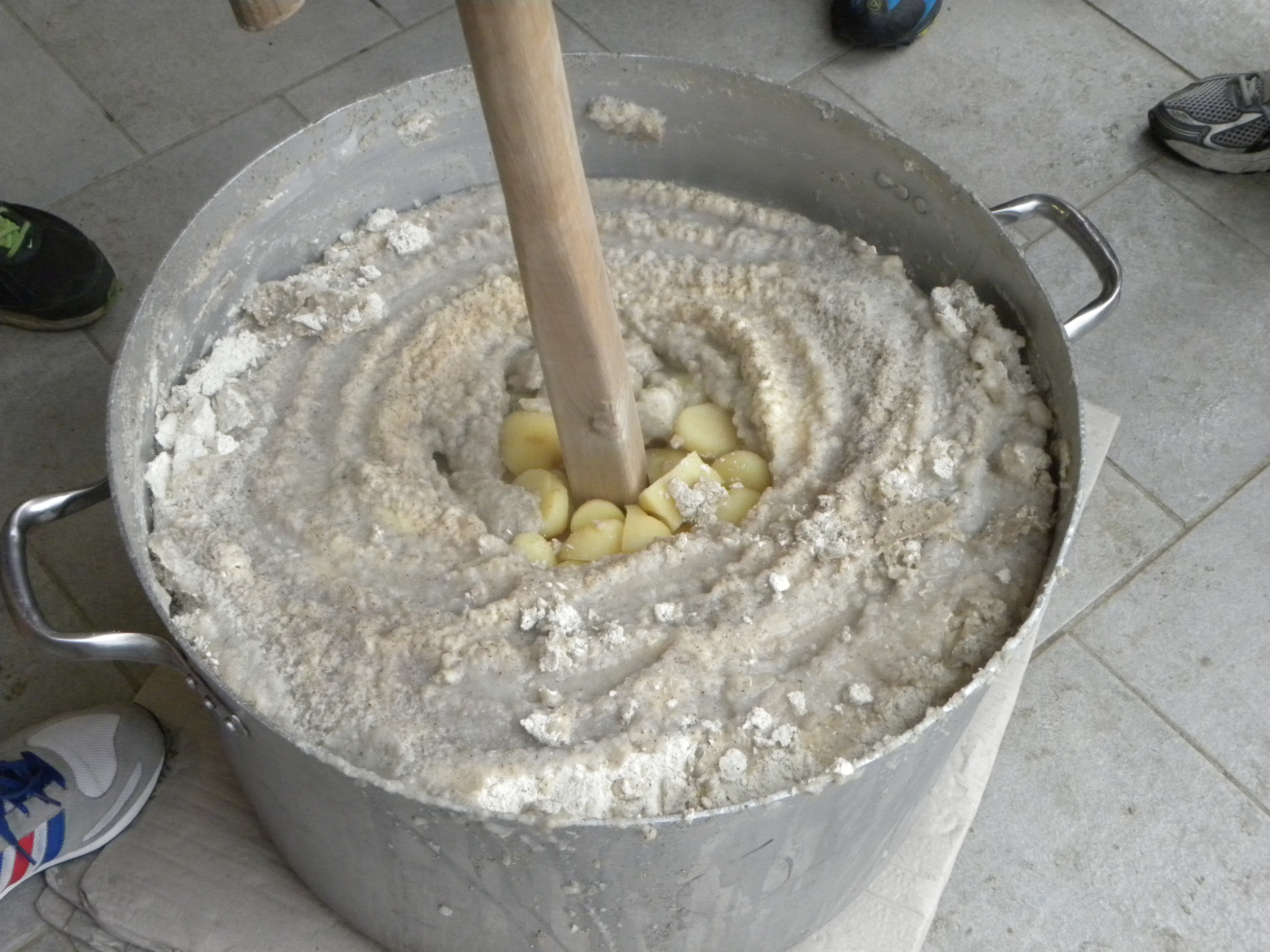 Preparazione di una ricetta - Pulenta saracena (tecniche)