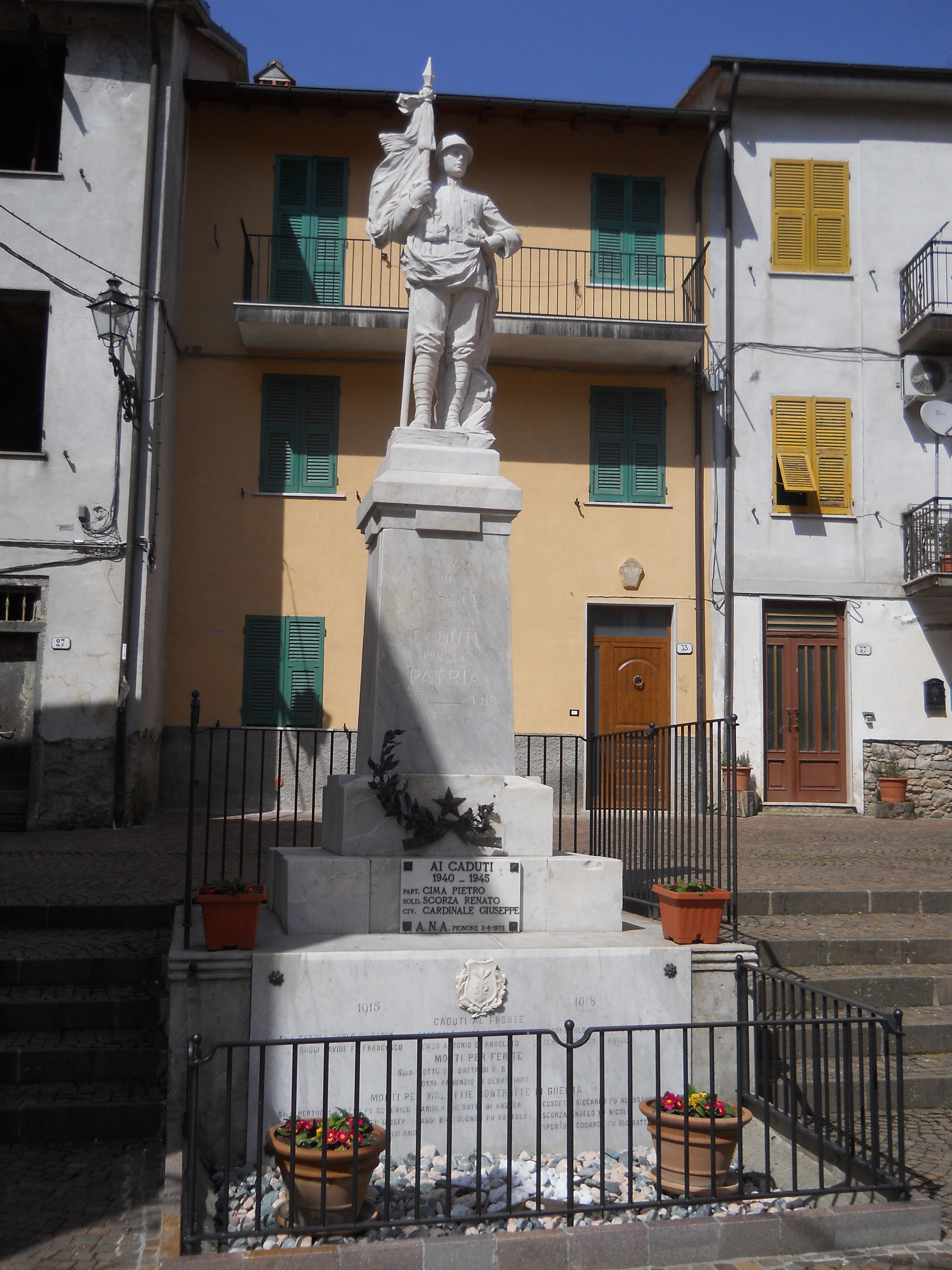 figura di soldato (monumento ai caduti - ad obelisco) - ambito ligure (prima metà XX)