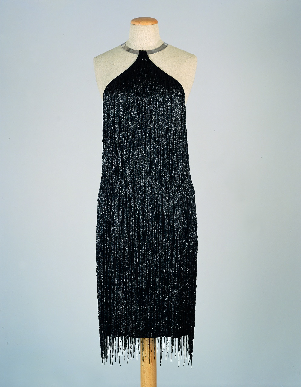 abito femminile di Givenchy Hubert de - manifattura francese (fine sec. XX)