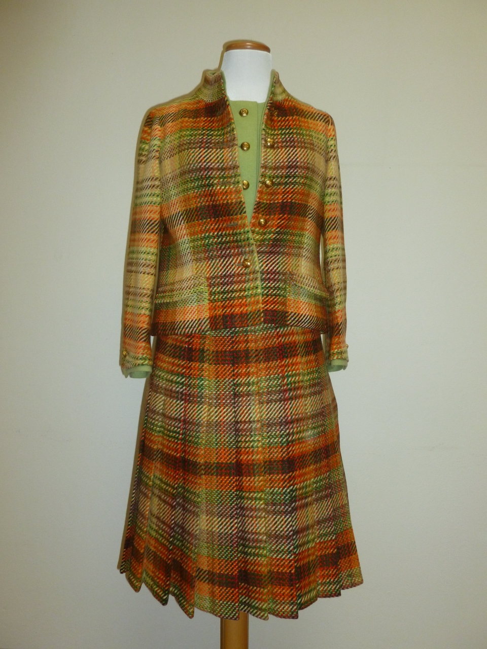 abito femminile, insieme di Chanel Gabrielle Bonheur - manifattura francese (terzo quarto sec. XX)