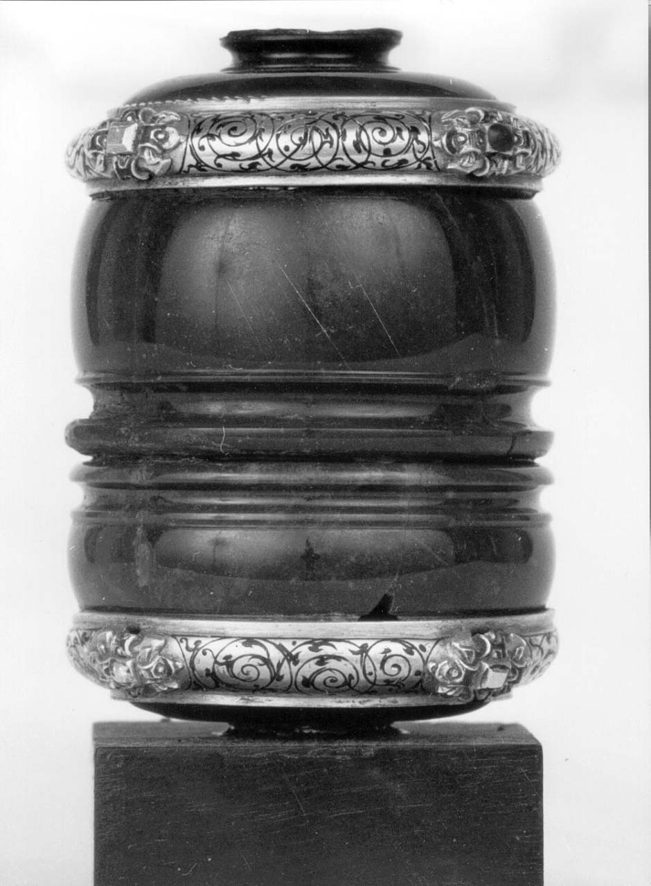 vaso - bottega italiana (seconda metà sec. XVI)