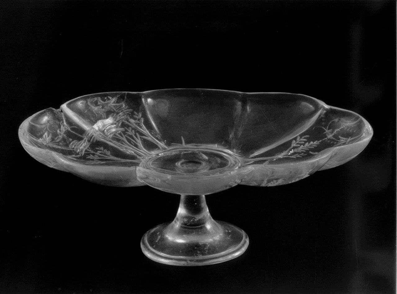 tazza - bottega milanese (fine sec. XVII)