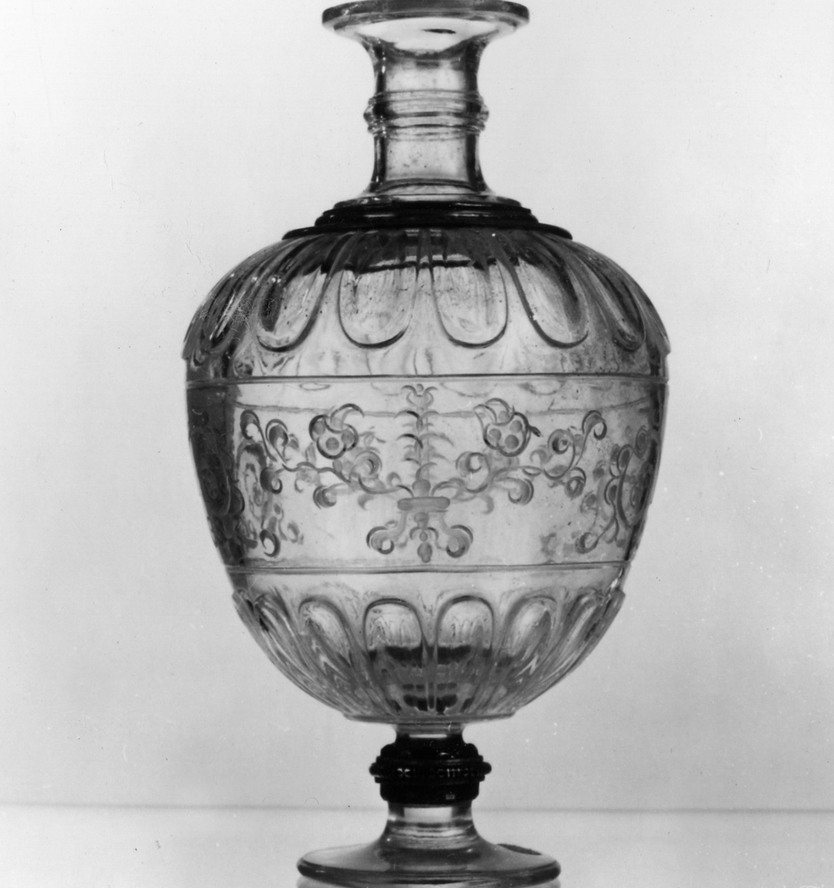 vaso - bottega milanese (seconda metà sec. XVI)