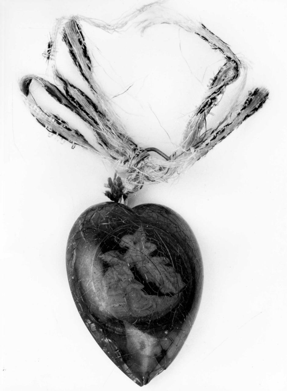 Madonna annunciata (pendente) - produzione Germania settentrionale (inizio sec. XVII)