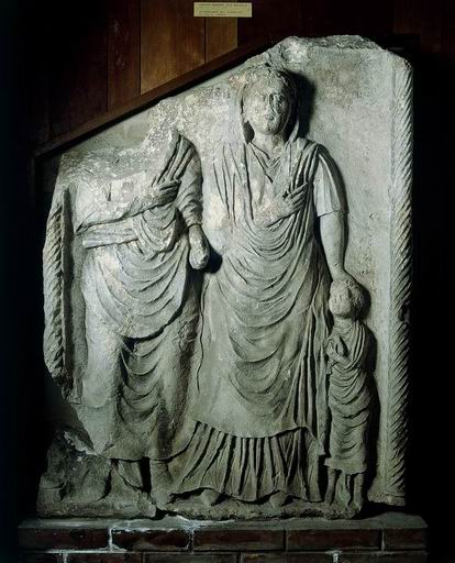 stele funeraria - età flaVia (seconda metà sec. I d.C)