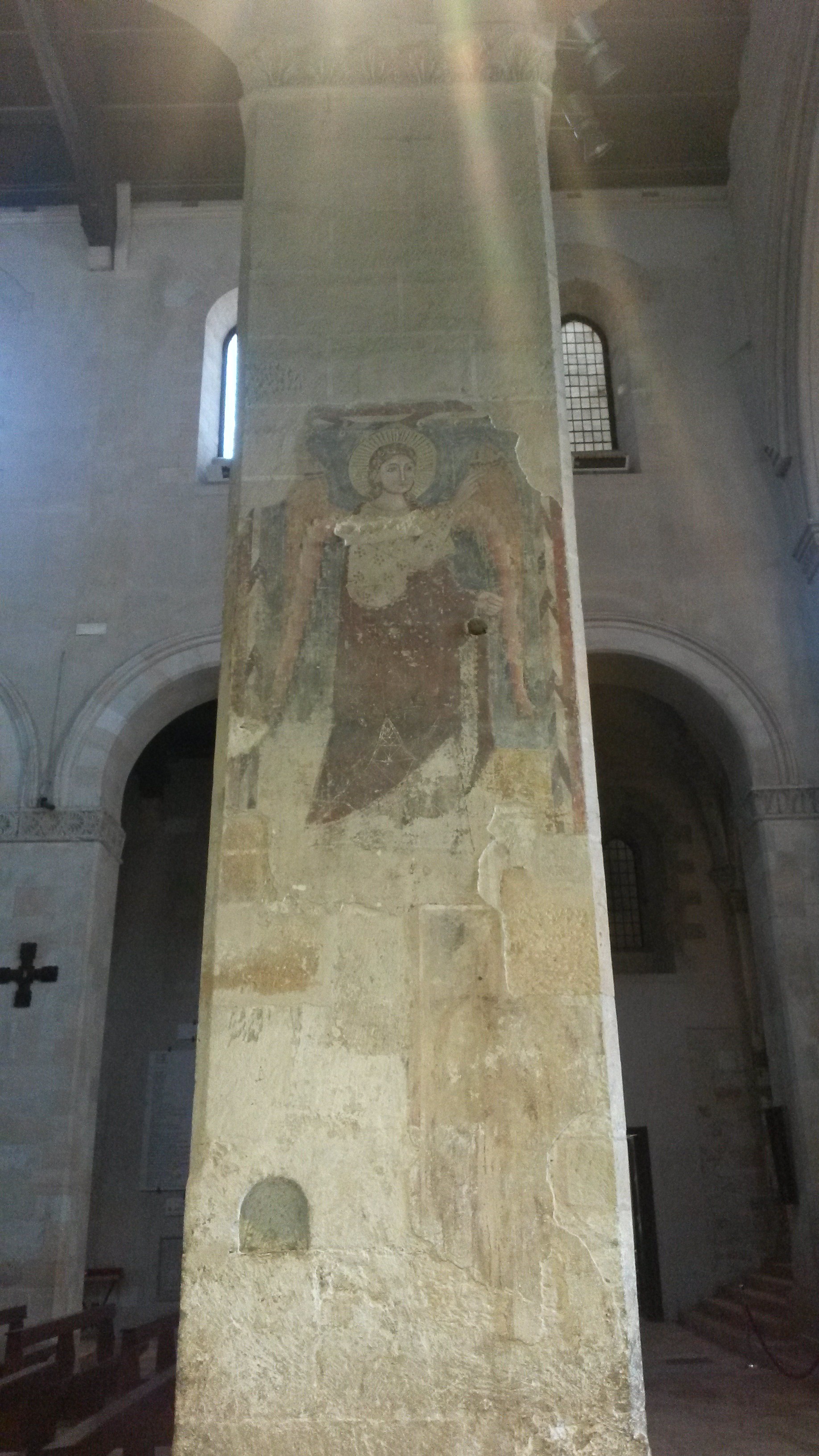 angelo annunciante/ Cristo risorto/ Madonna annunciata (dipinto, frammento) - ambito Italia meridionale (fine/ inizio secc. XIV/ XV)