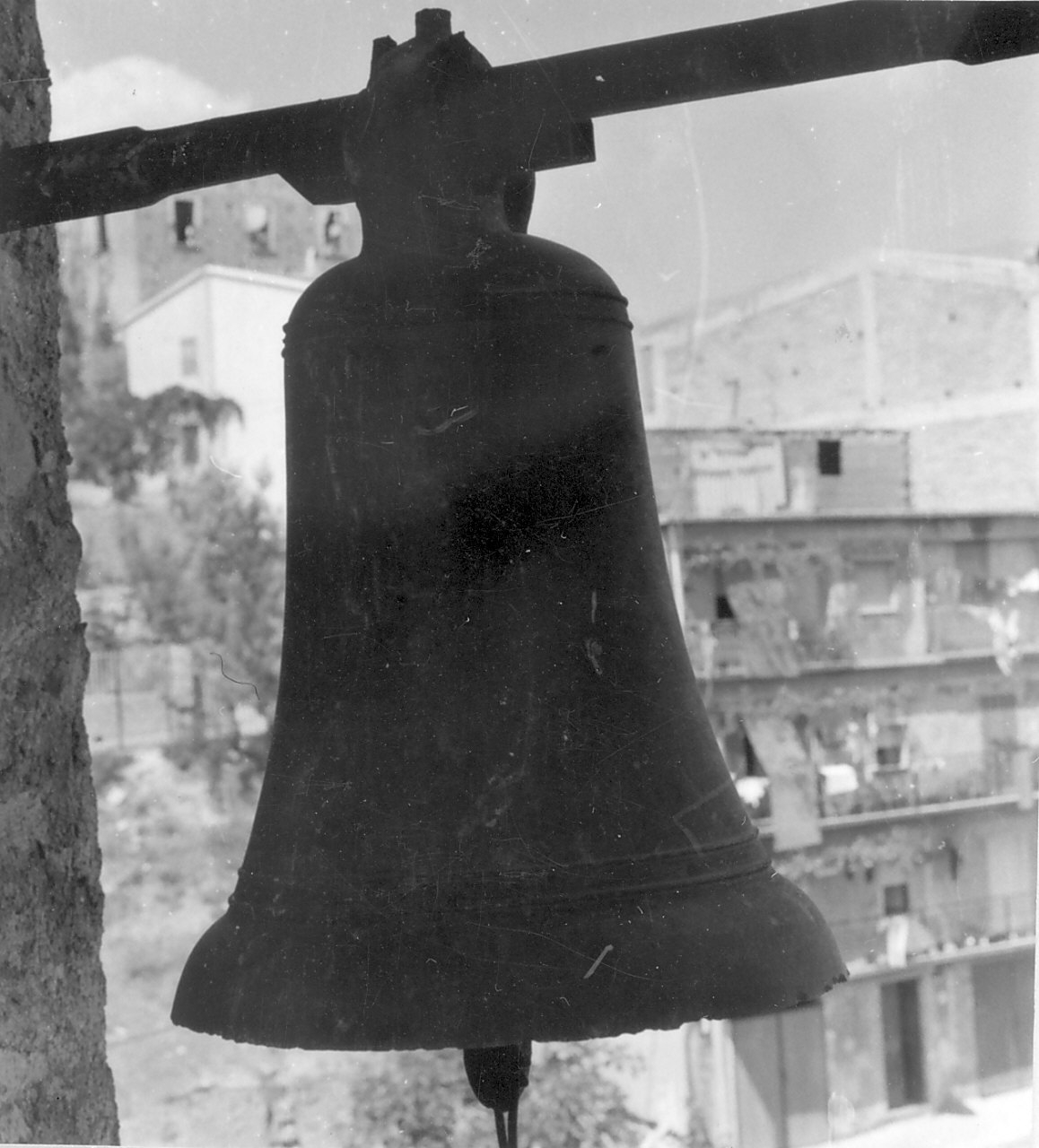 campana, opera isolata - bottega Italia meridionale (sec. XVIII)