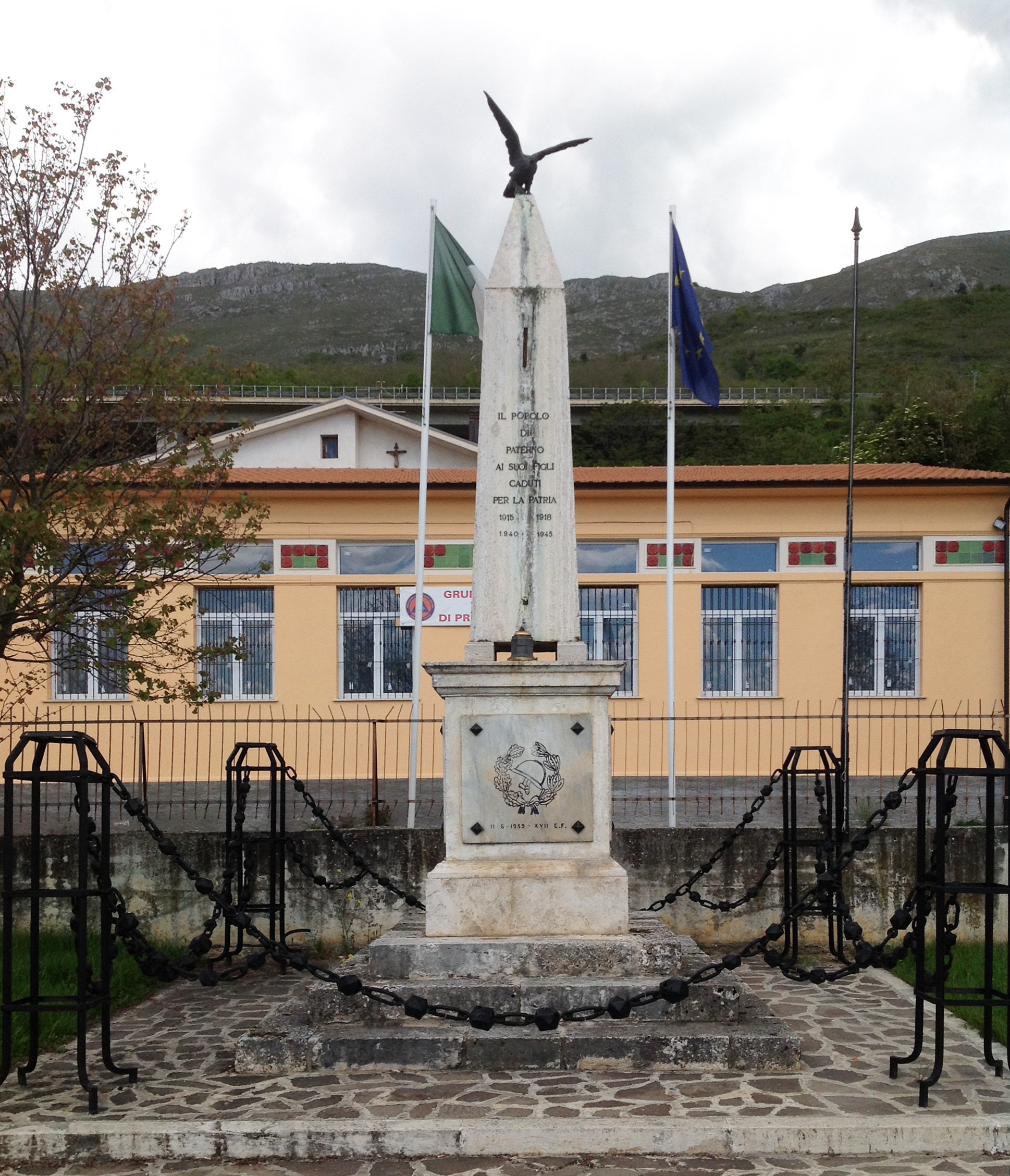 monumento ai caduti - ad obelisco, opera isolata - ambito abruzzese (secondo quarto XX)