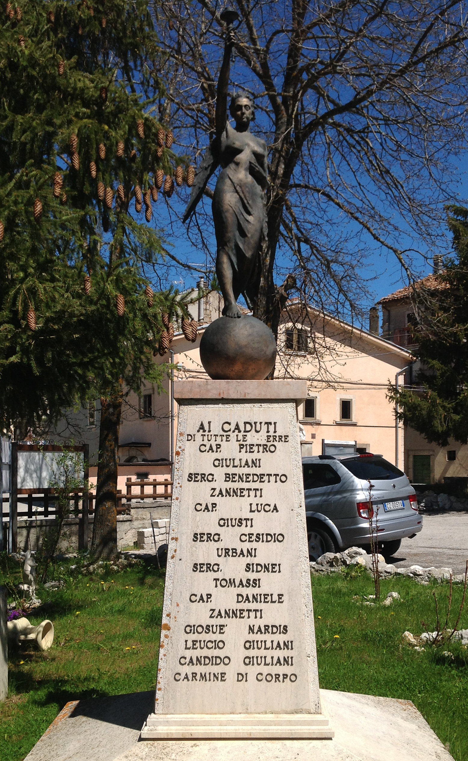 Allegoria della Vittoria (monumento ai caduti - a cippo, opera isolata) - ambito abruzzese (seconda metà XX)