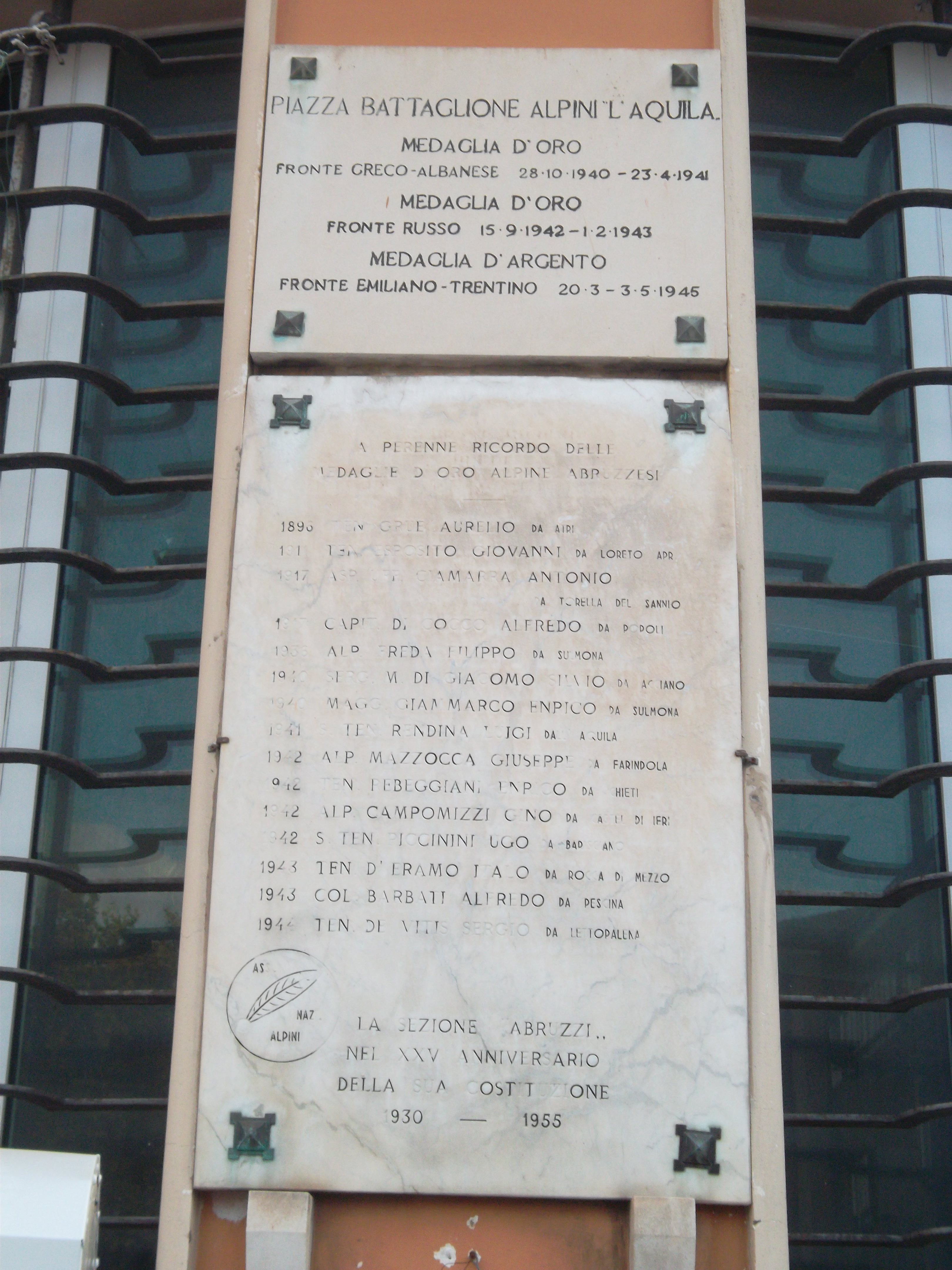 lapide commemorativa ai caduti - ambito abruzzese (seconda metà XX)