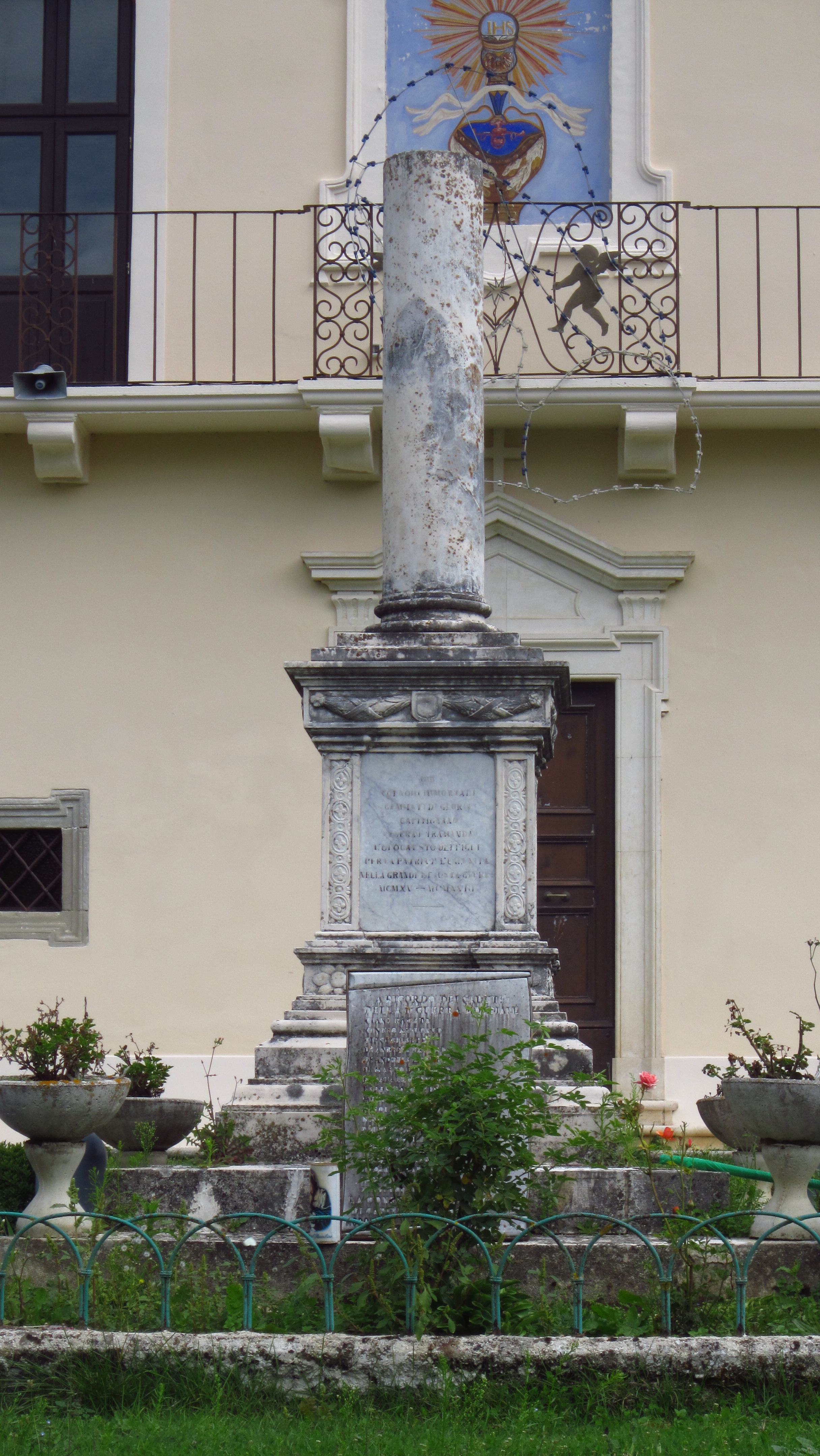monumento ai caduti - a colonna - ambito abruzzese (secondo quarto XX)
